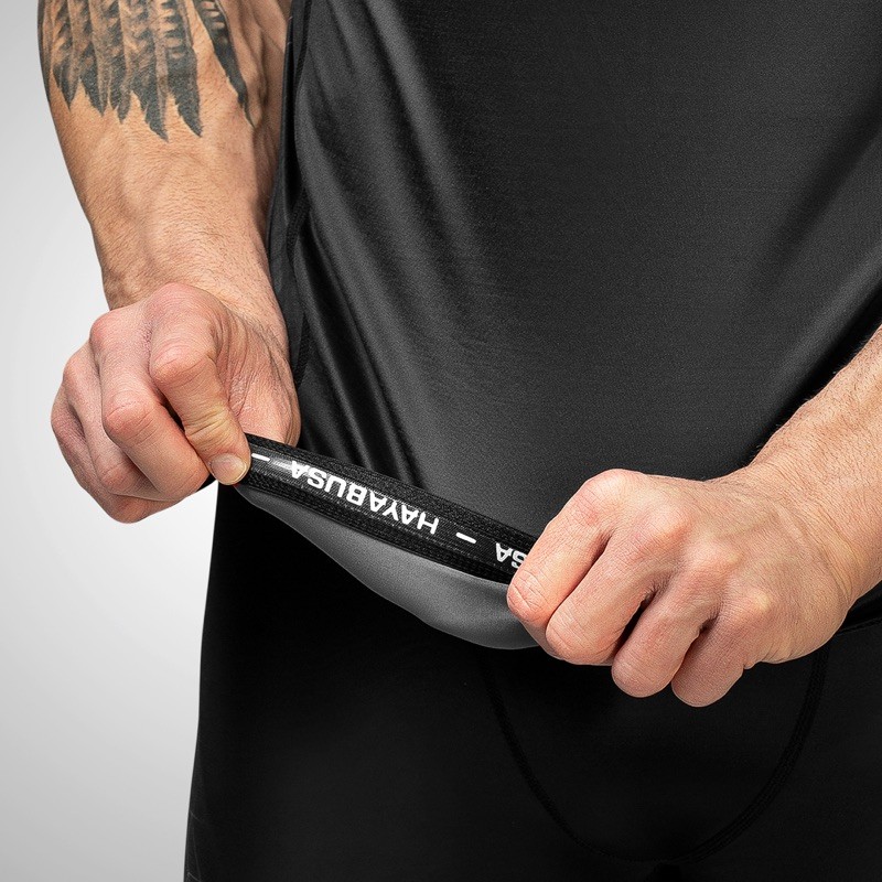 HAYABUSA Geo - Rashguard (kurzarm, grau) HAYABUSA Geo - Rashguard (kurzarm, grau)