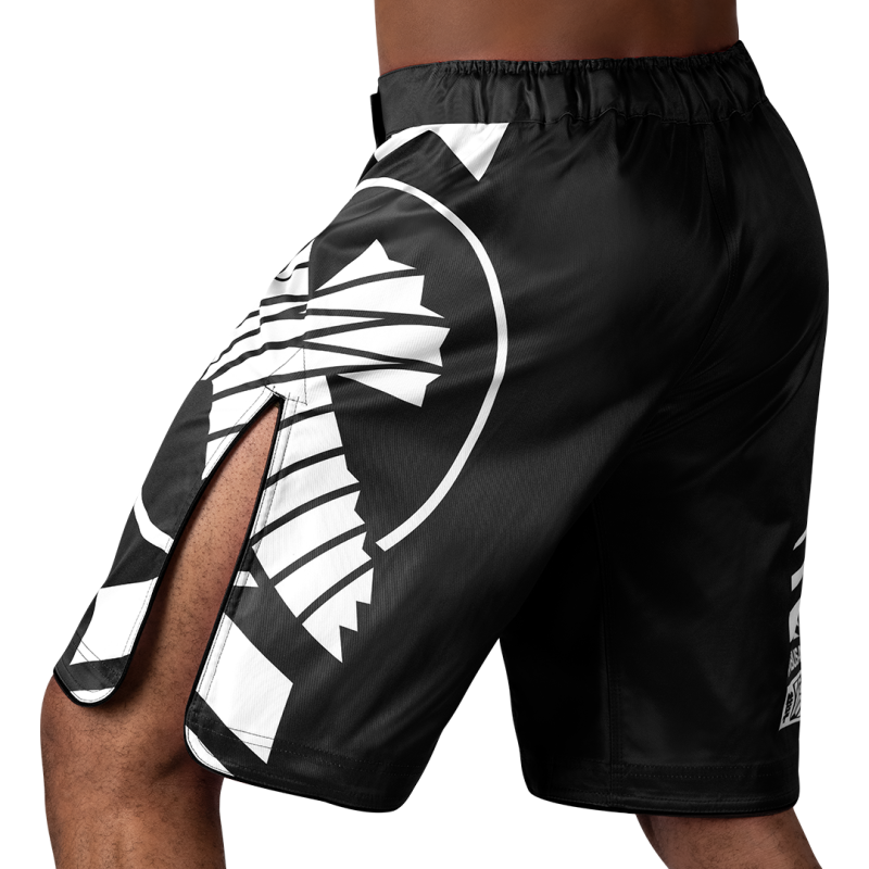 HAYABUSA Icon - Fight Shorts (schwarz/weiss)